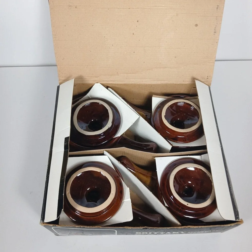 Vtg  Brittany Stoneware French Onion Soup Crocks/Bowls w/Lids & Handle Set of 4